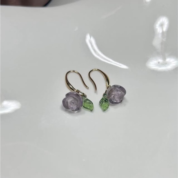 Dainty Amethyst Rose s925 Silver Dangle Earrings - Picture 4 of 6